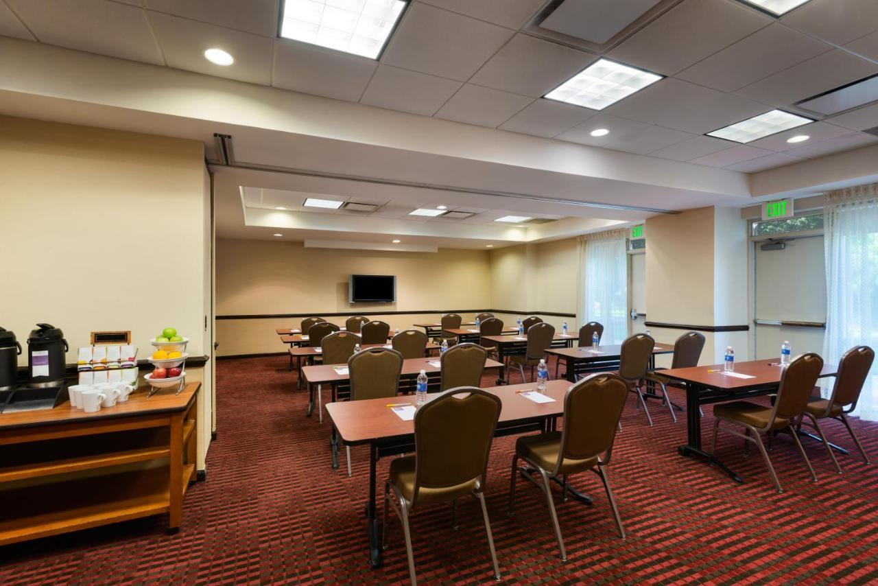 Hyatt Place Baltimore Owings Mills Exterior photo